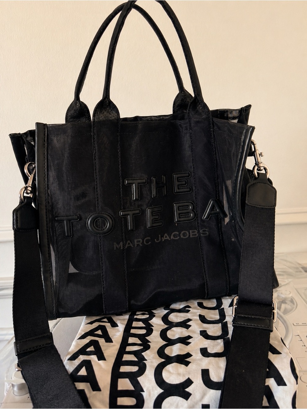 Marc Jacobs Black The ToteBag Glossy Tote with Strap